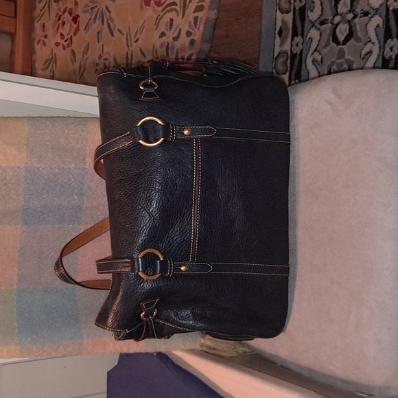 Dooney and Bourke Smith bag in Midnight Florentine leather - Picture 2 of 7